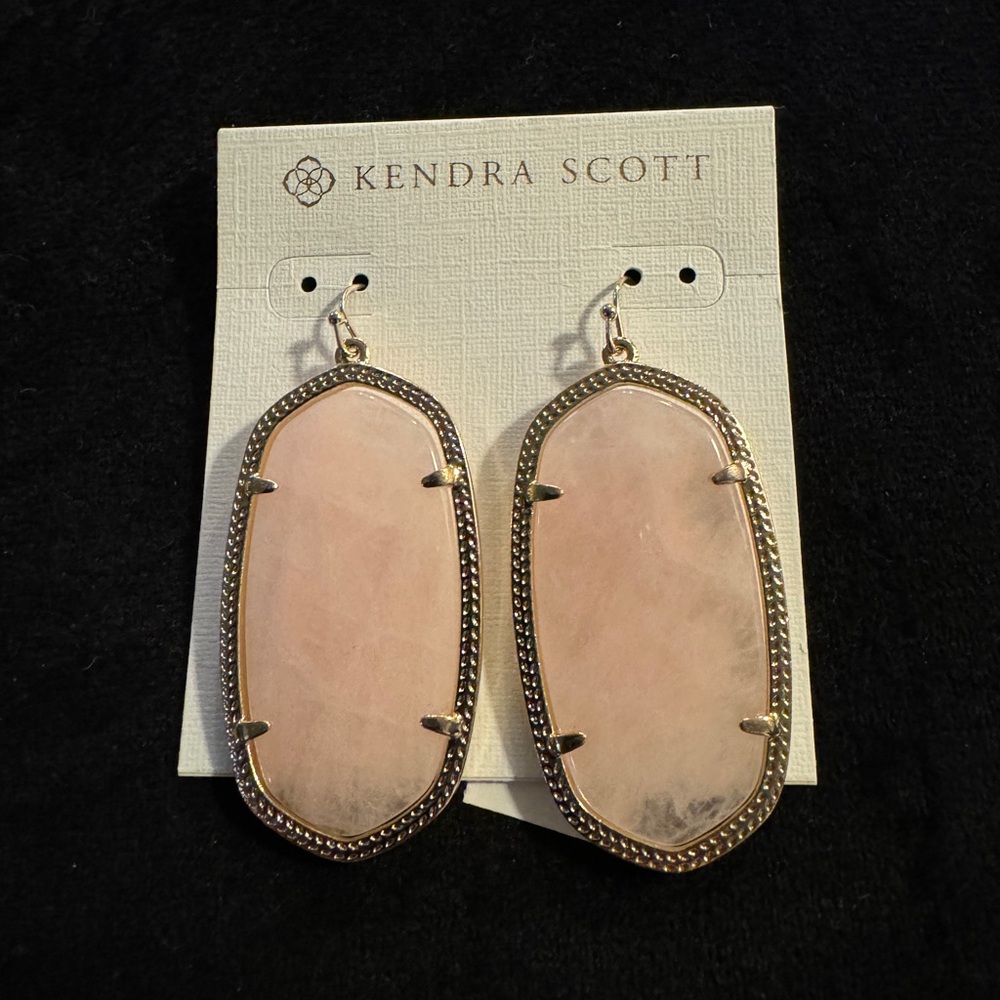 Rose quartz Danielle earrings with gold frames